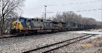 CSX 433 leads B158 east at Fairview Ave.